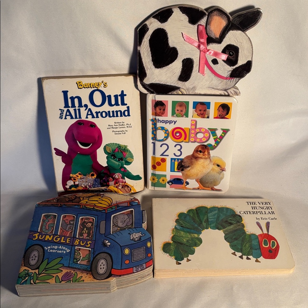 VINTAGE SET OF 5 CHILDREN HARCOVER BOOKS.